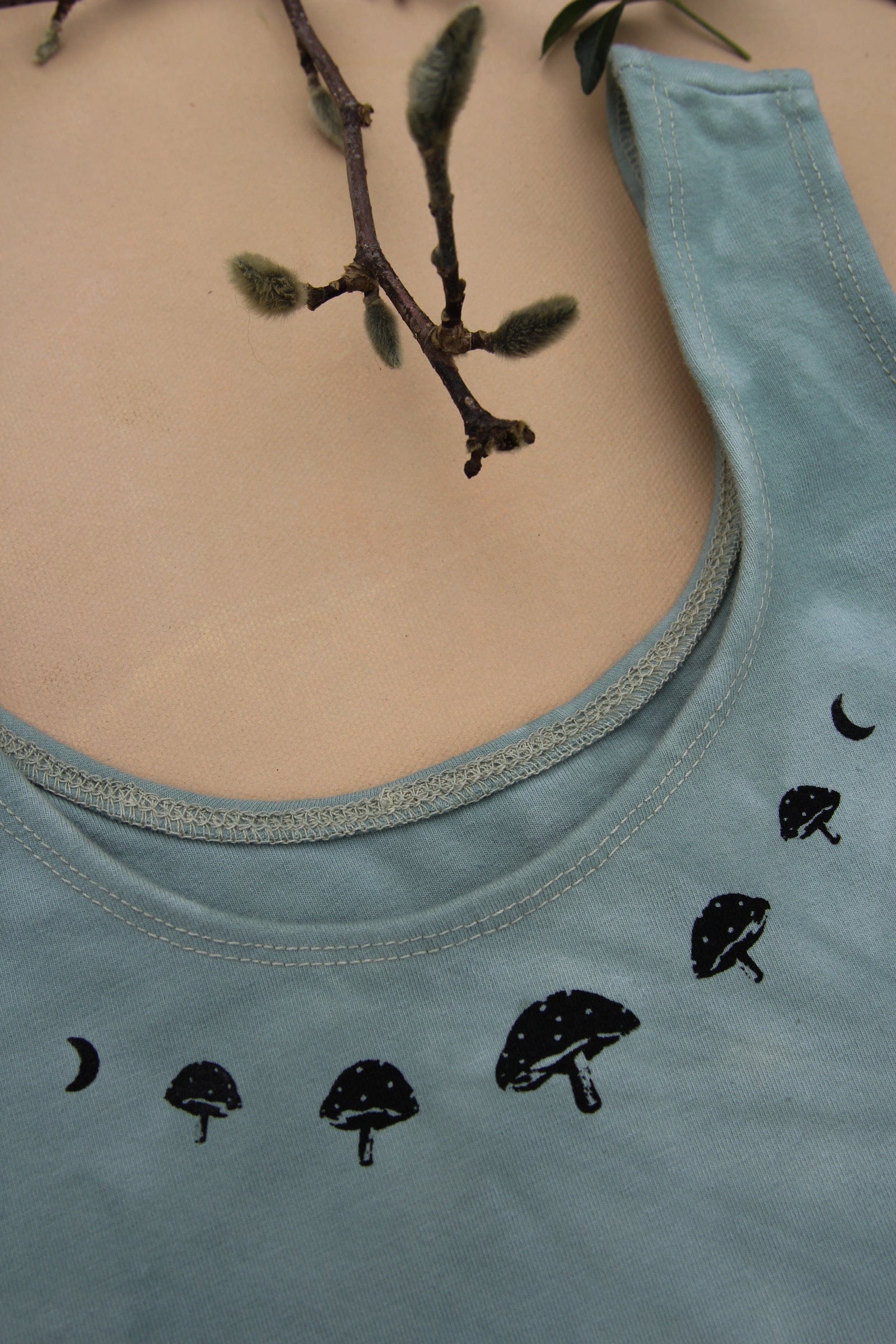 Women's sustainable yoga wear. Eco friendly and fair trade.