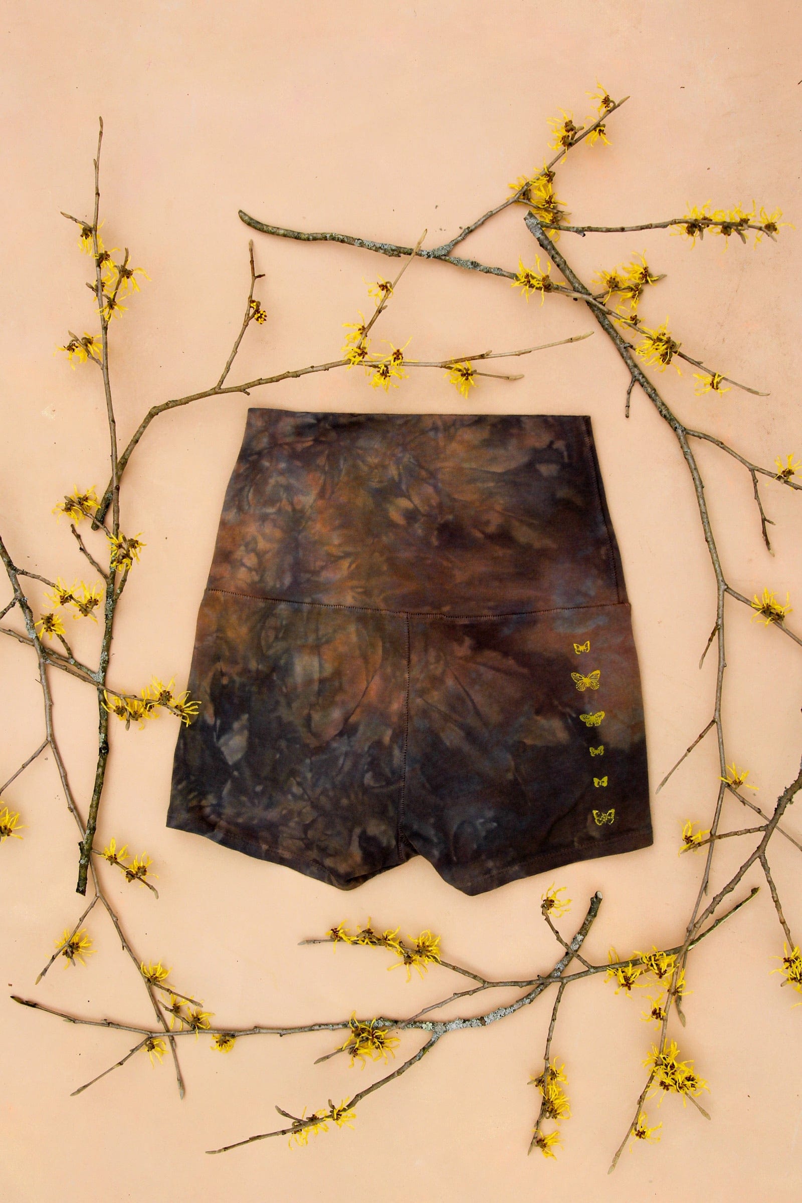 Women's sustainable yoga wear. Eco friendly and fair trade.