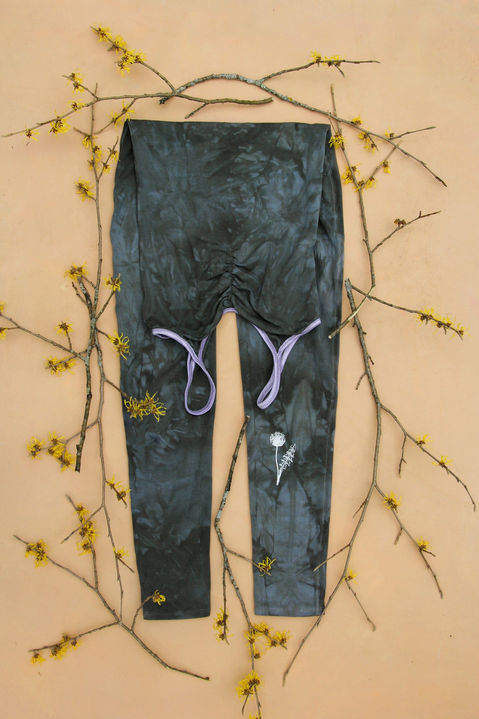 Women's sustainable yoga wear. Eco friendly and fair trade.