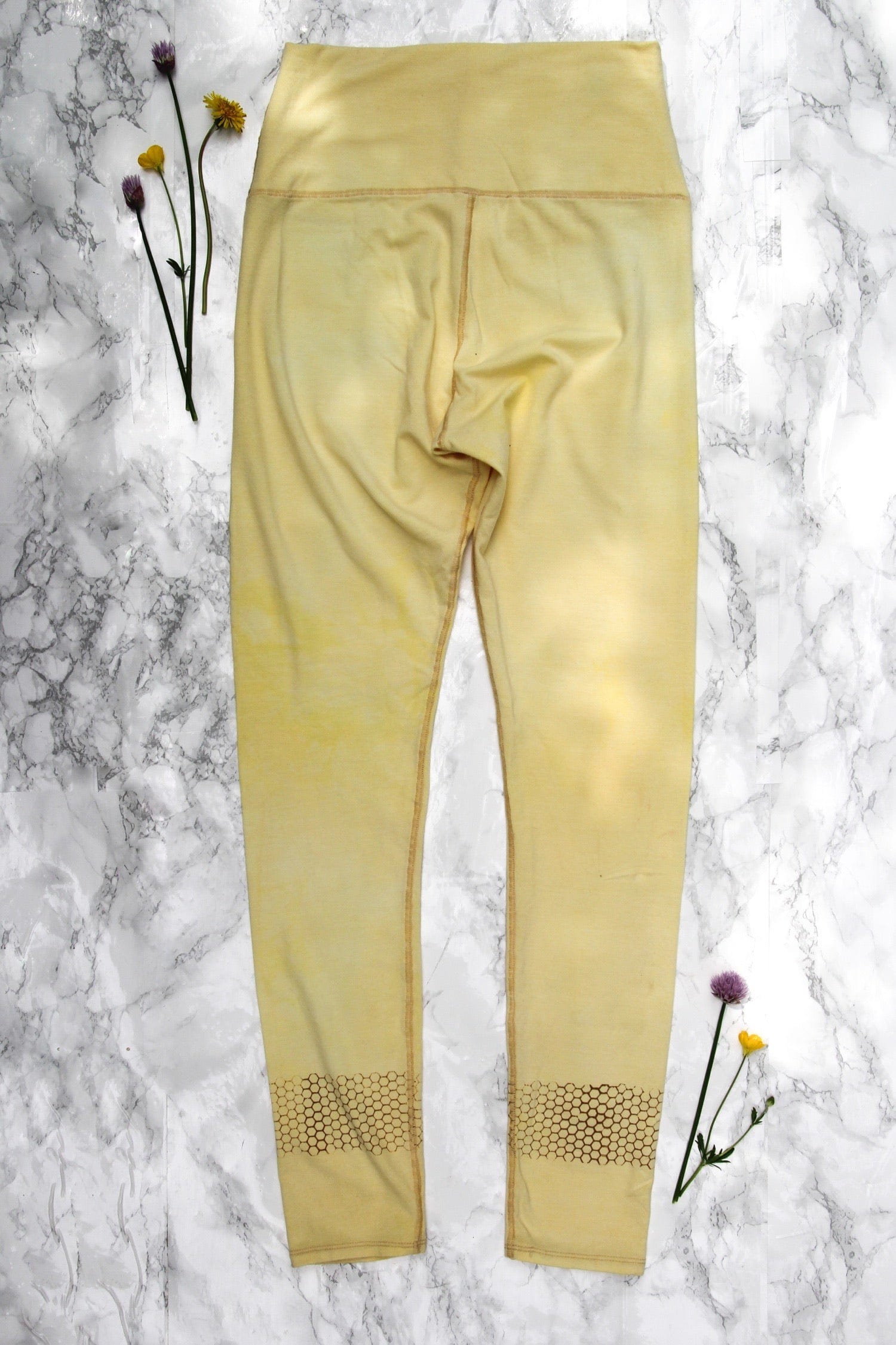 Women's sustainable yoga wear. Eco friendly and fair trade.