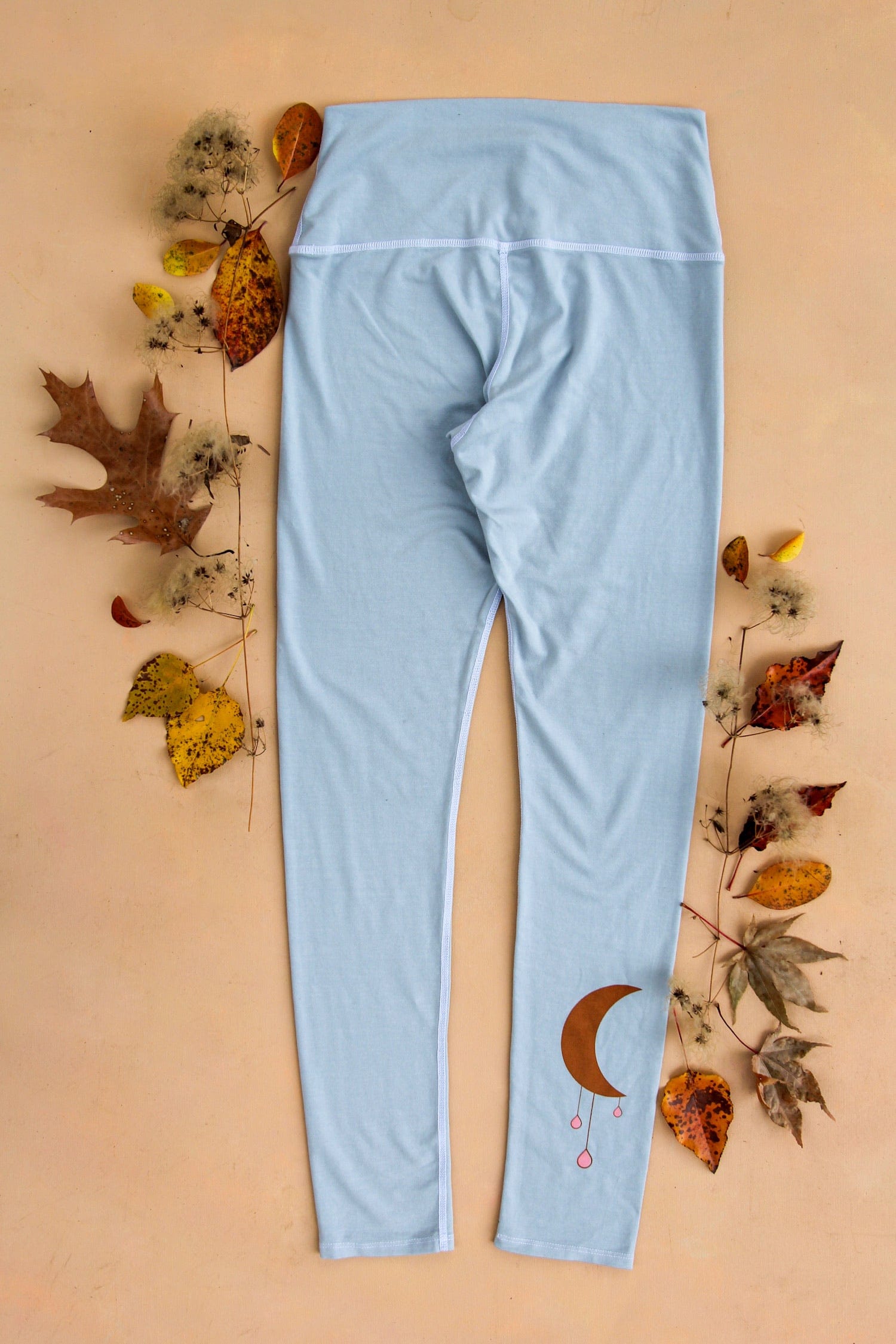 Women's sustainable yoga wear. Eco friendly and fair trade.