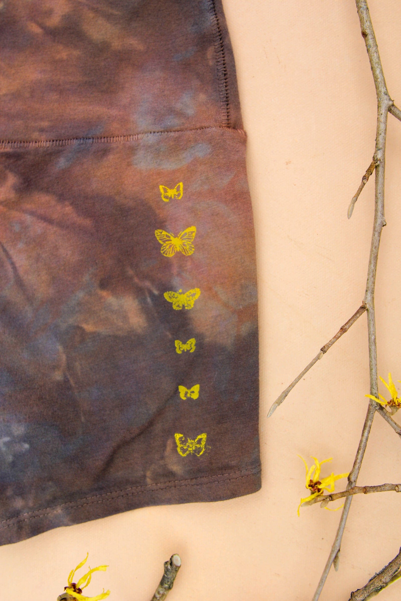 Women's sustainable yoga wear. Eco friendly and fair trade.