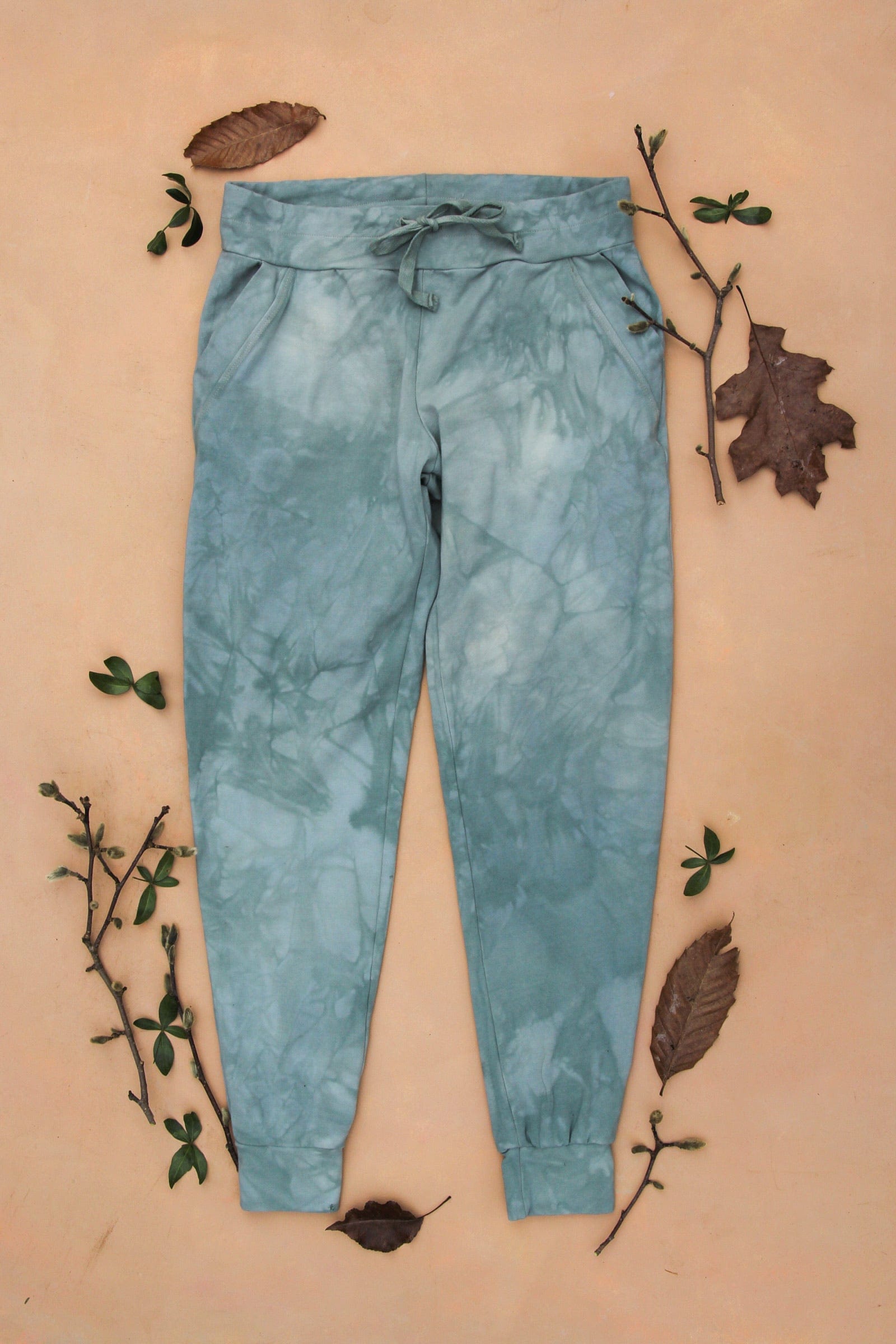 Women's sustainable yoga wear. Eco friendly and fair trade.
