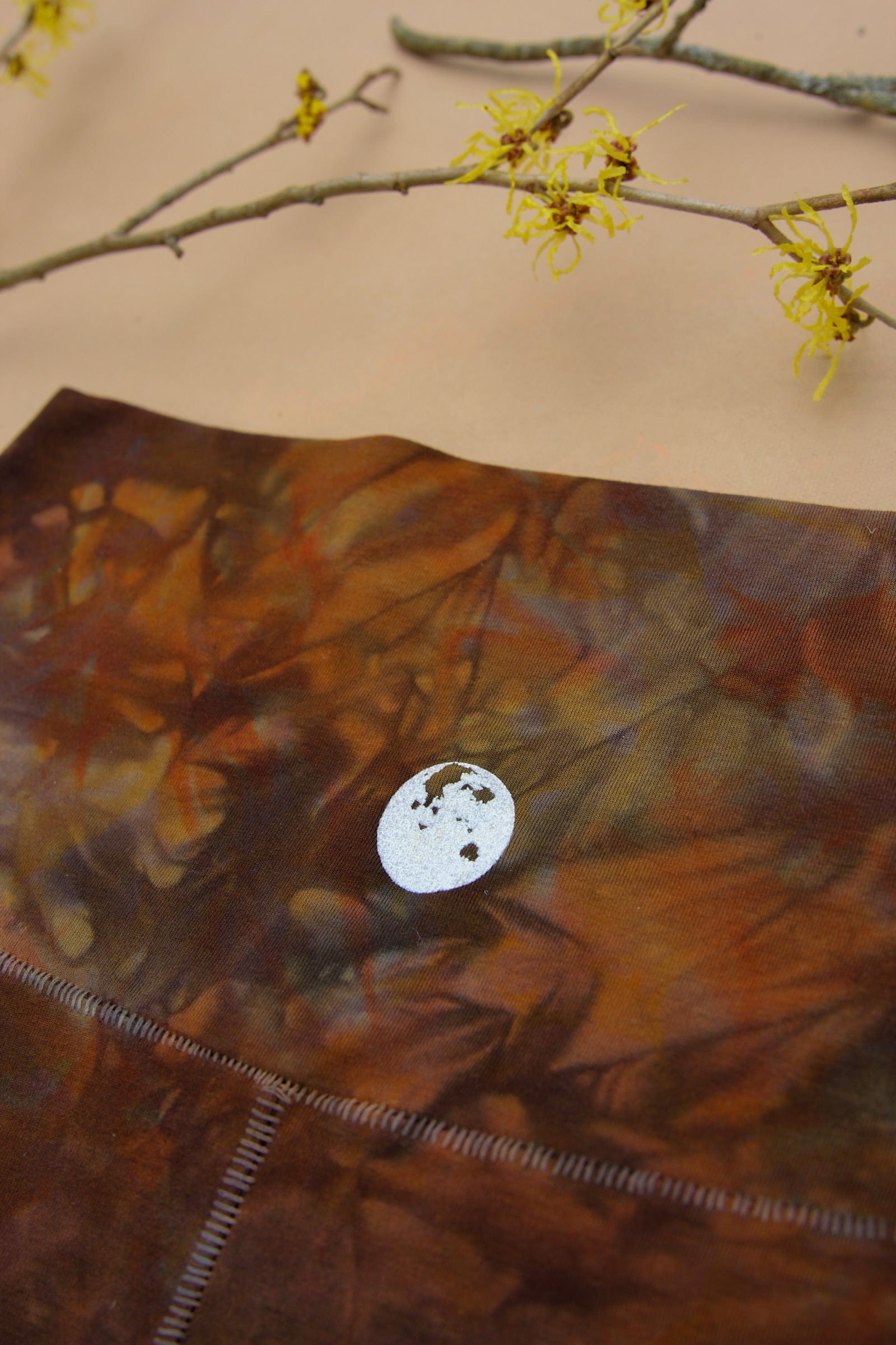 Women's sustainable yoga wear. Eco friendly and fair trade.