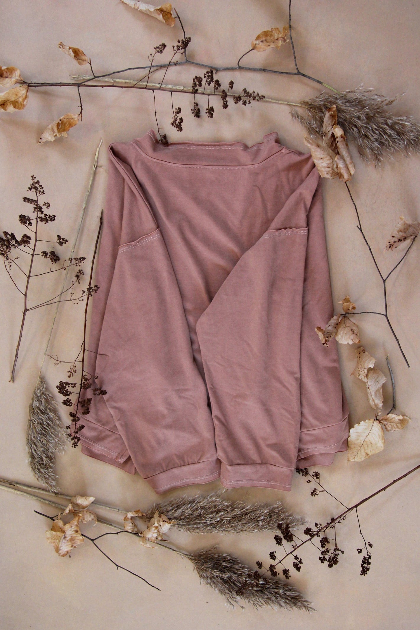 Women's sustainable yoga wear. Eco friendly and fair trade.