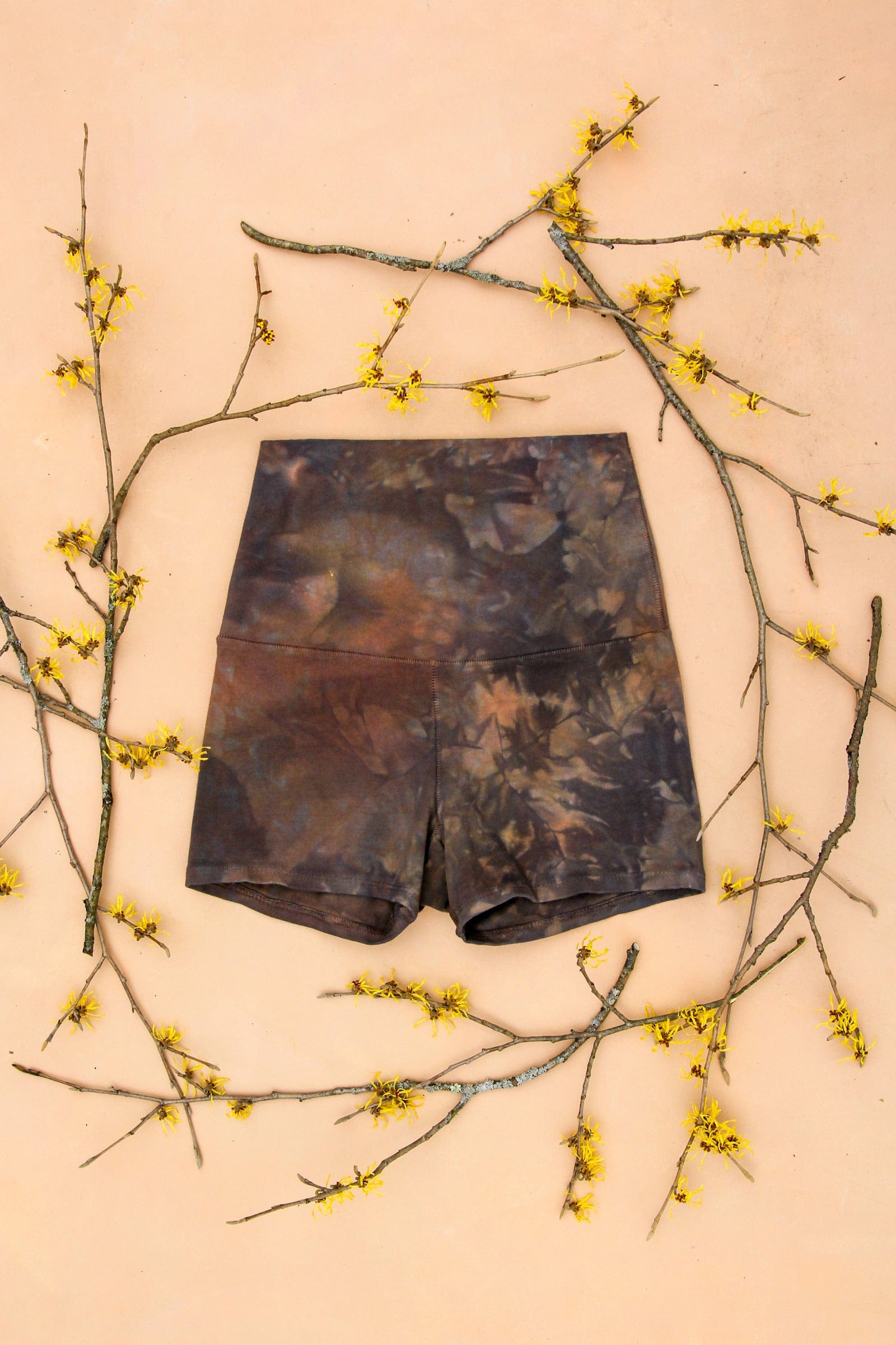 Women's sustainable yoga wear. Eco friendly and fair trade.