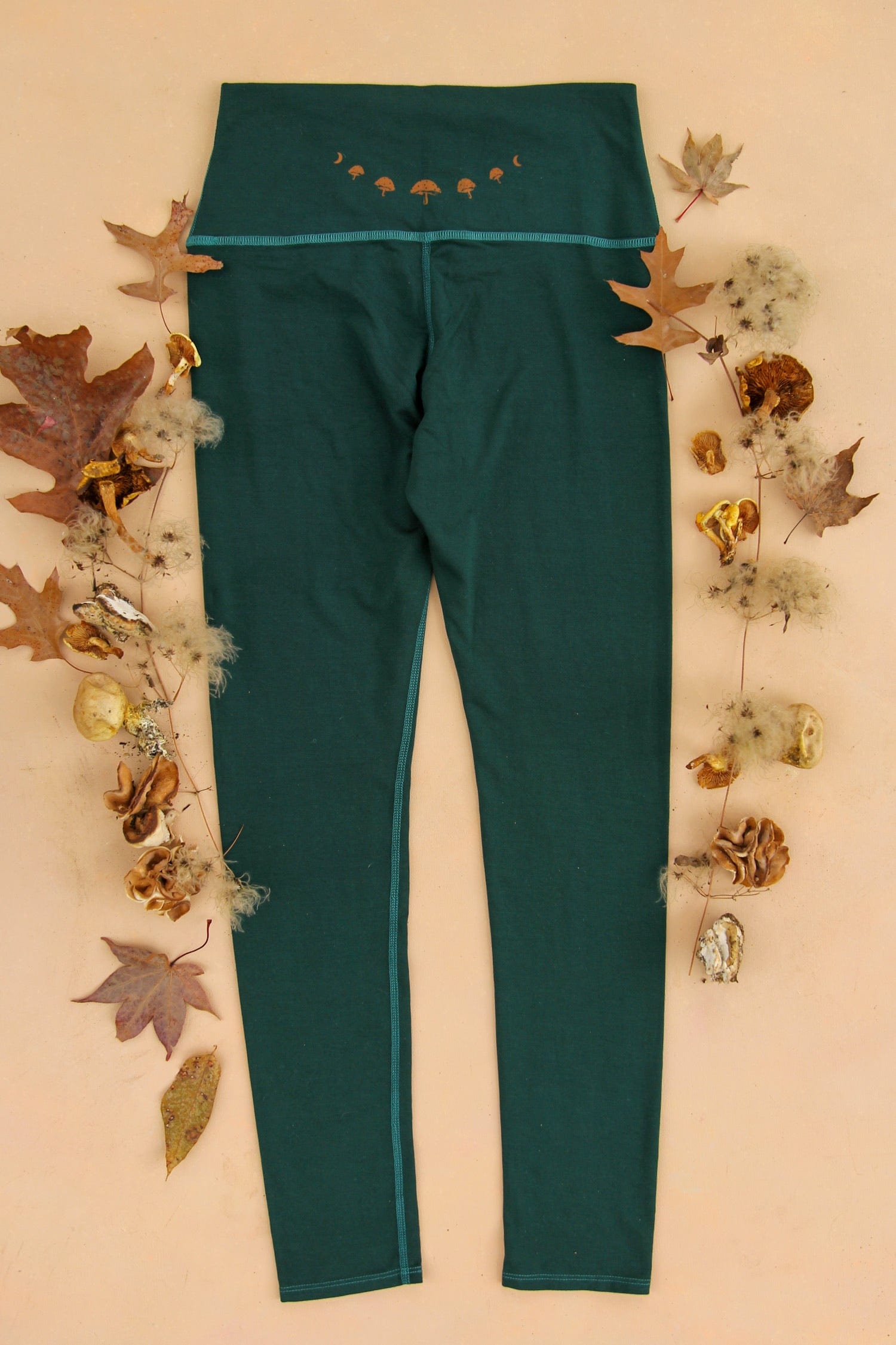Women's sustainable yoga wear. Eco friendly and fair trade.
