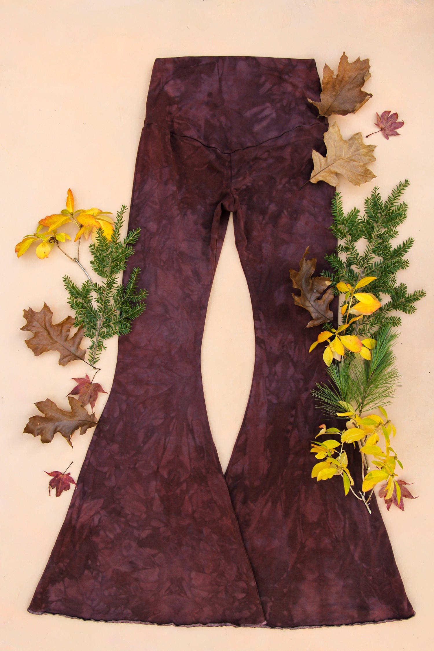 Women's sustainable yoga wear. Eco friendly and fair trade.