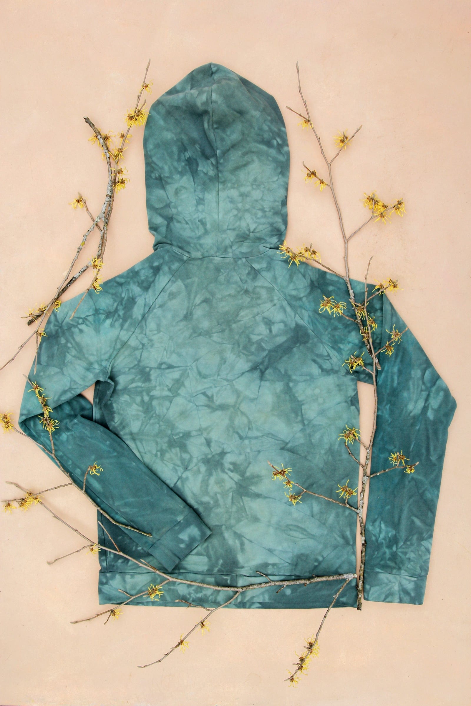 Women's sustainable yoga wear. Eco friendly and fair trade.