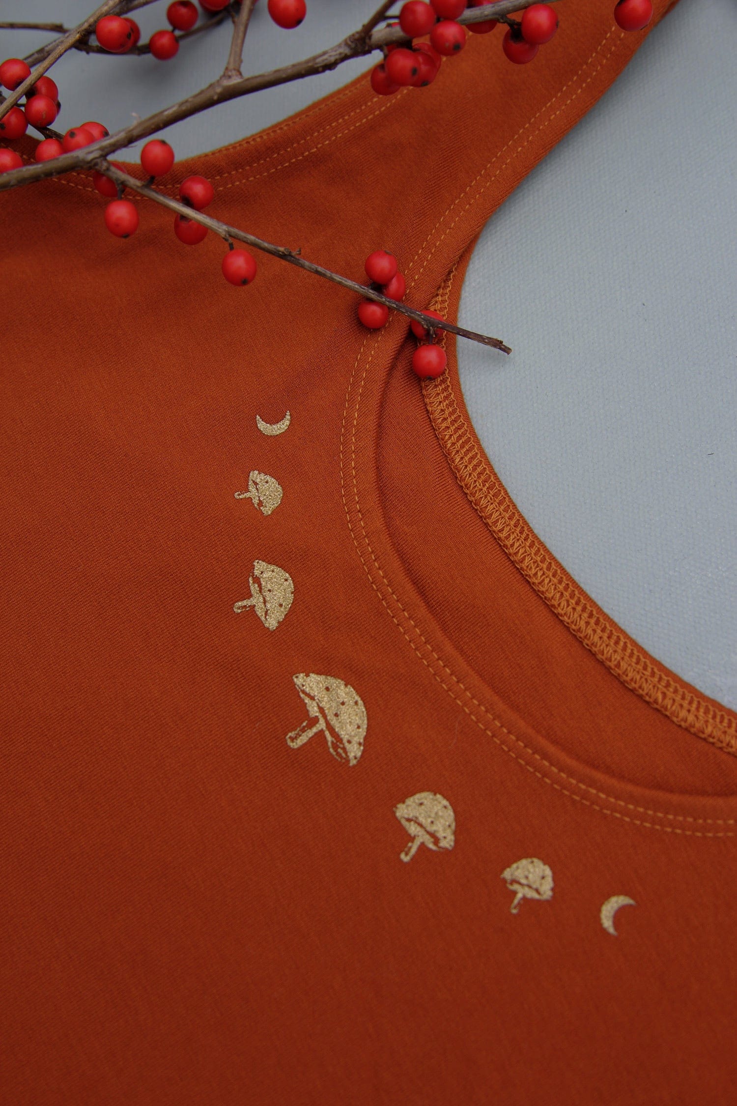 Women's sustainable yoga wear. Eco friendly and fair trade.